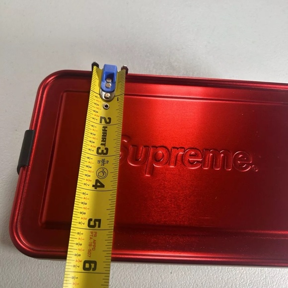 Supreme x SIGG Small Metal Box Plus Red (SS18A24) One Size - Picture 8 of 9